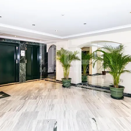 Amplio Planta Jardin Nagueles Marbella