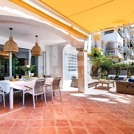 Amplio Planta Jardin Nagueles Apartment *